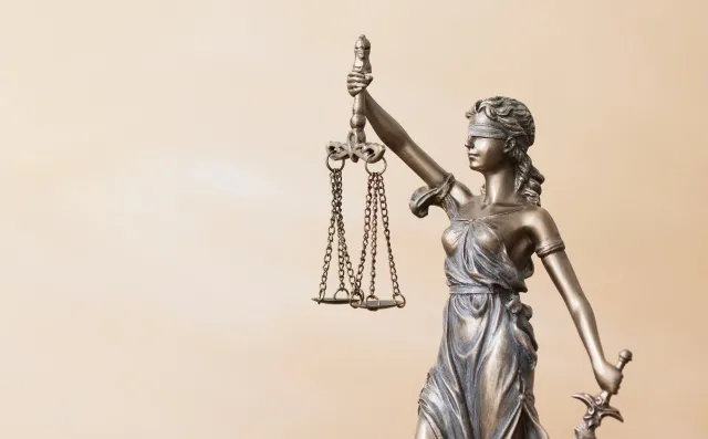 Egzekucja z ruchomości w przedsiębiorstwie – jak przebiega